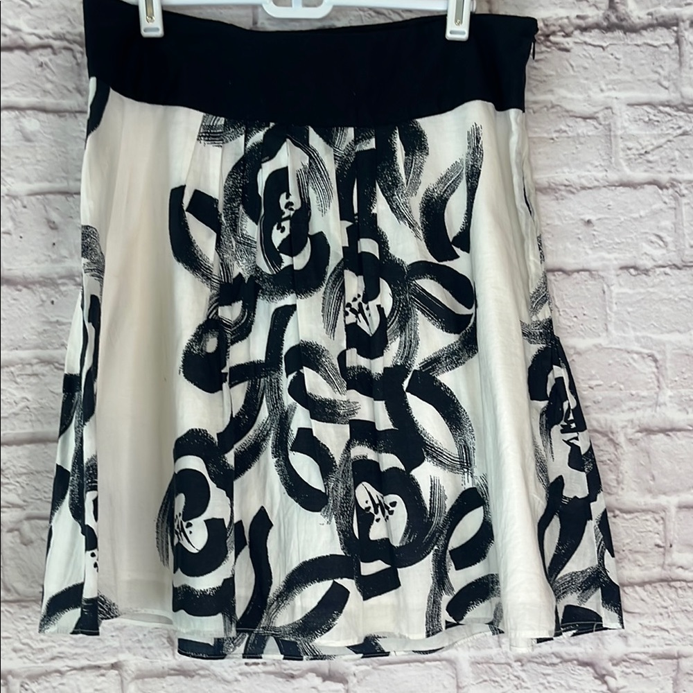 Mossimo Stylish Black and White Women's Skirt